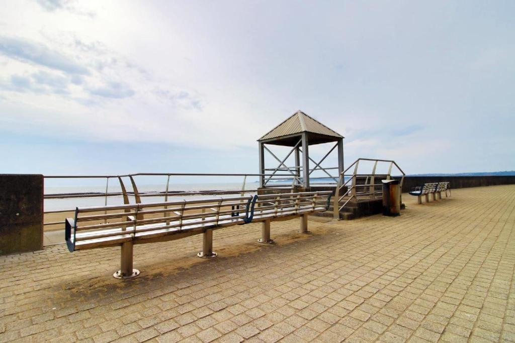 Meridian Quay By Mia Living 2 Bedroom Near The Sea